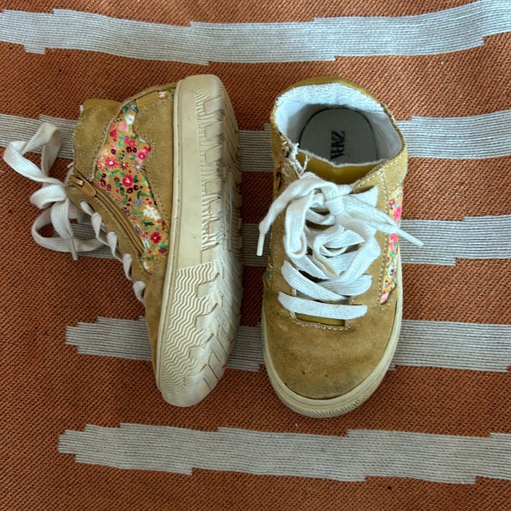Zara sneaker/booties